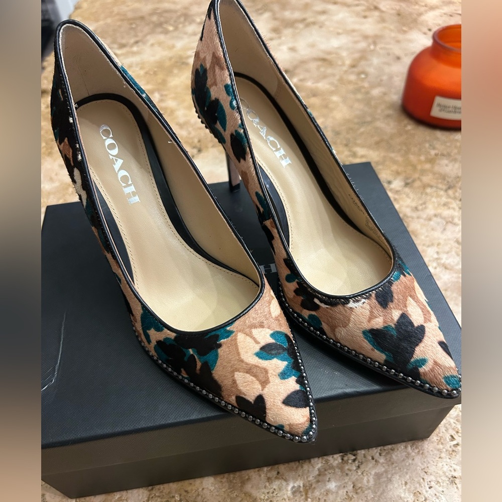 Coach Smith Beadchain Haircalf Heels New Size 6